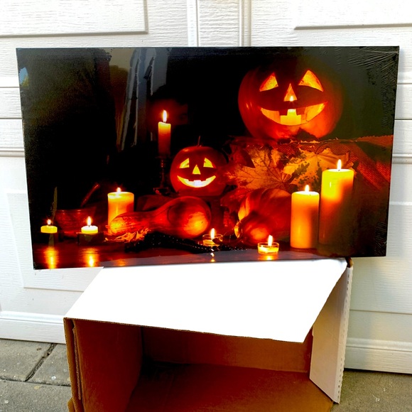 Halloween Pumpkin Canvas - Lights up! - Picture 1 of 2